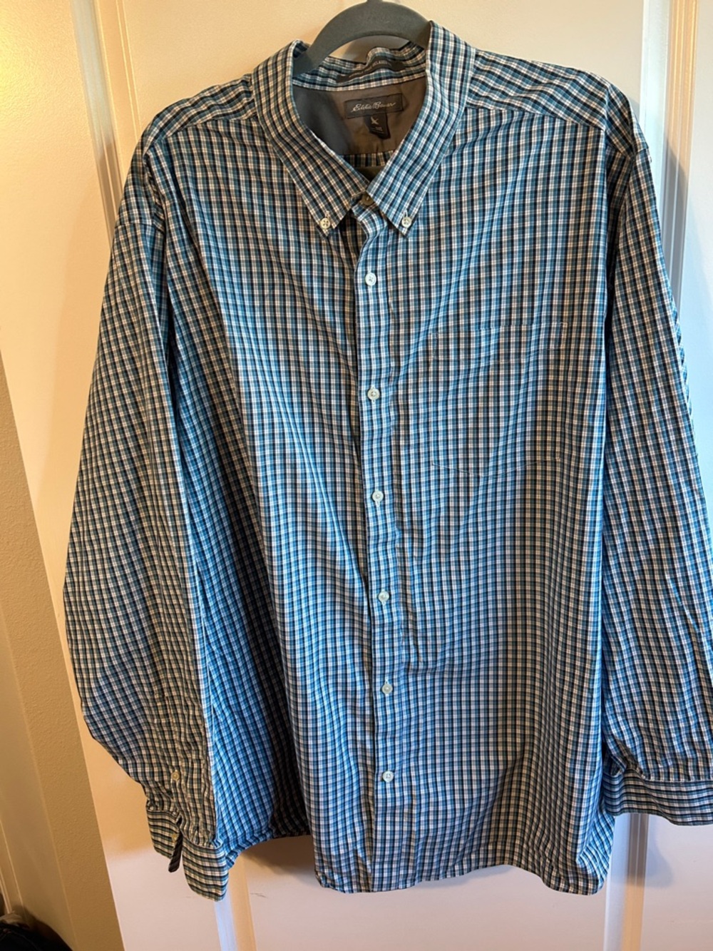 Eddie Bauer Teal and Navy Checked Button-Down Shirt 0006